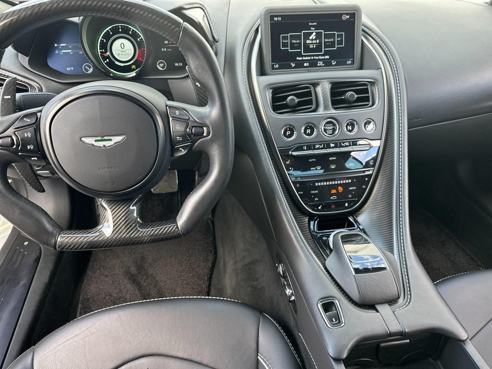 2019 Aston Martin DBS