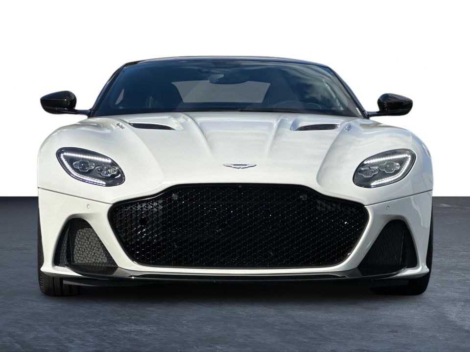 2019 Aston Martin DBS