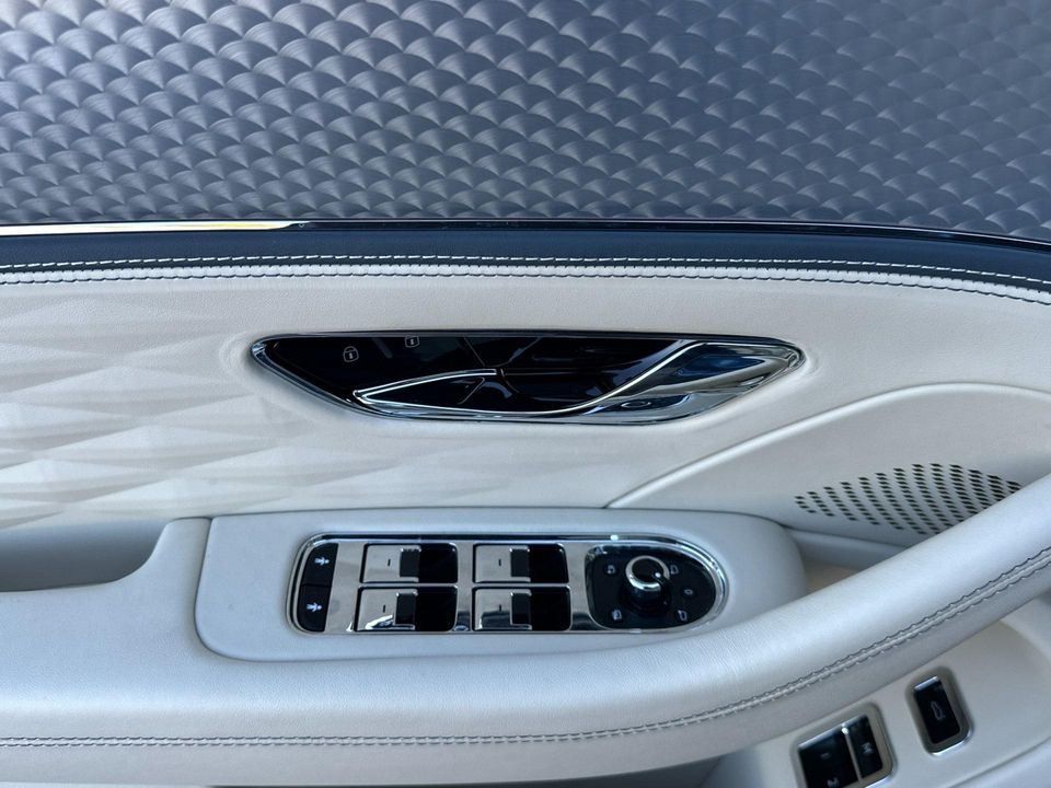 2024 Bentley Flying Spur
