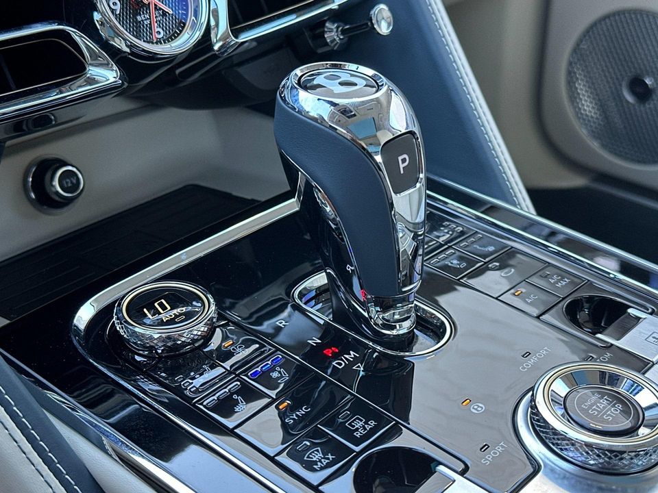 2024 Bentley Flying Spur