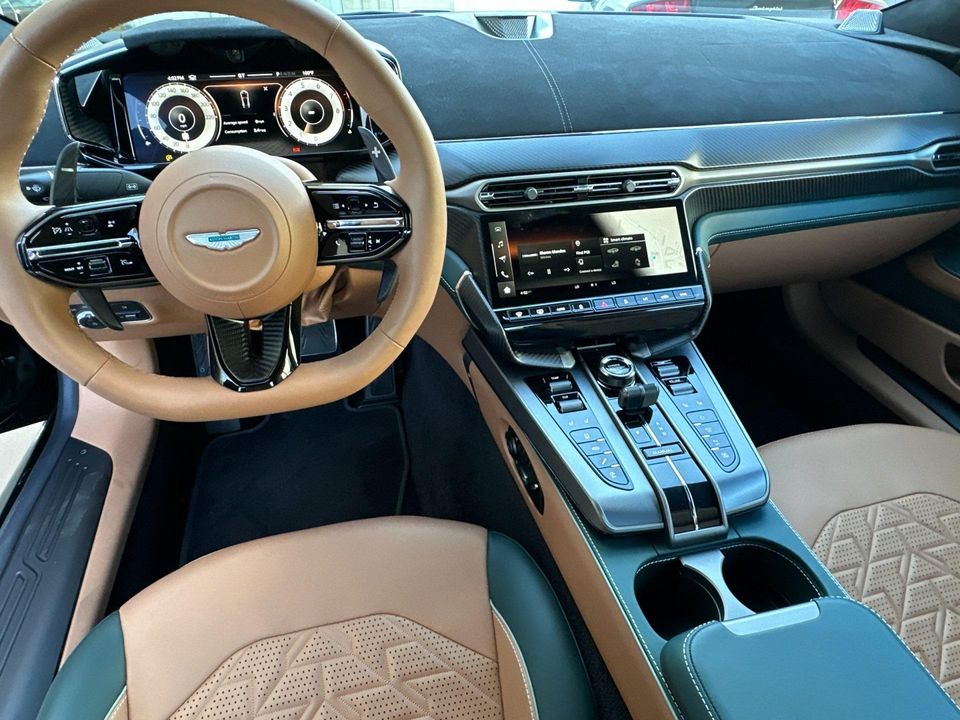 2025 Aston Martin Vanquish