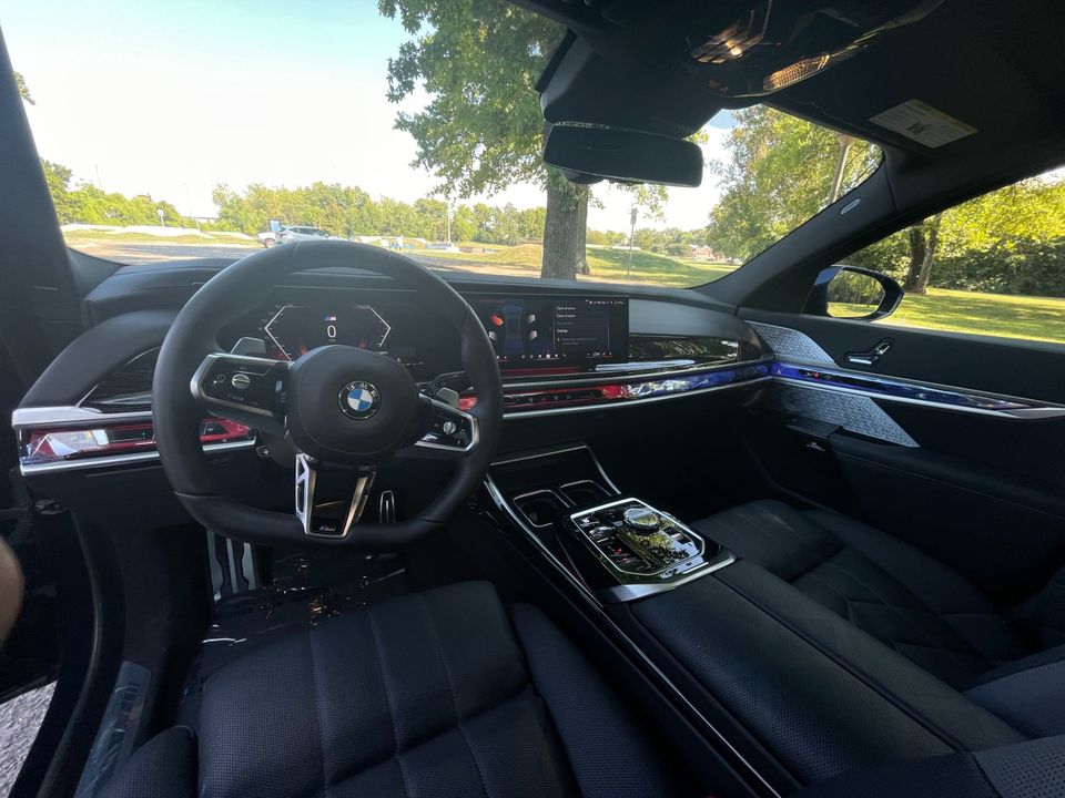 2024 BMW 760i