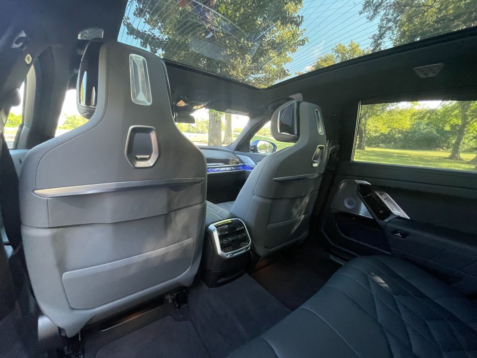 2024 BMW 760i