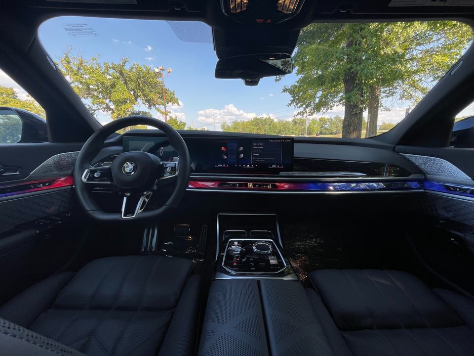 2024 BMW 760i