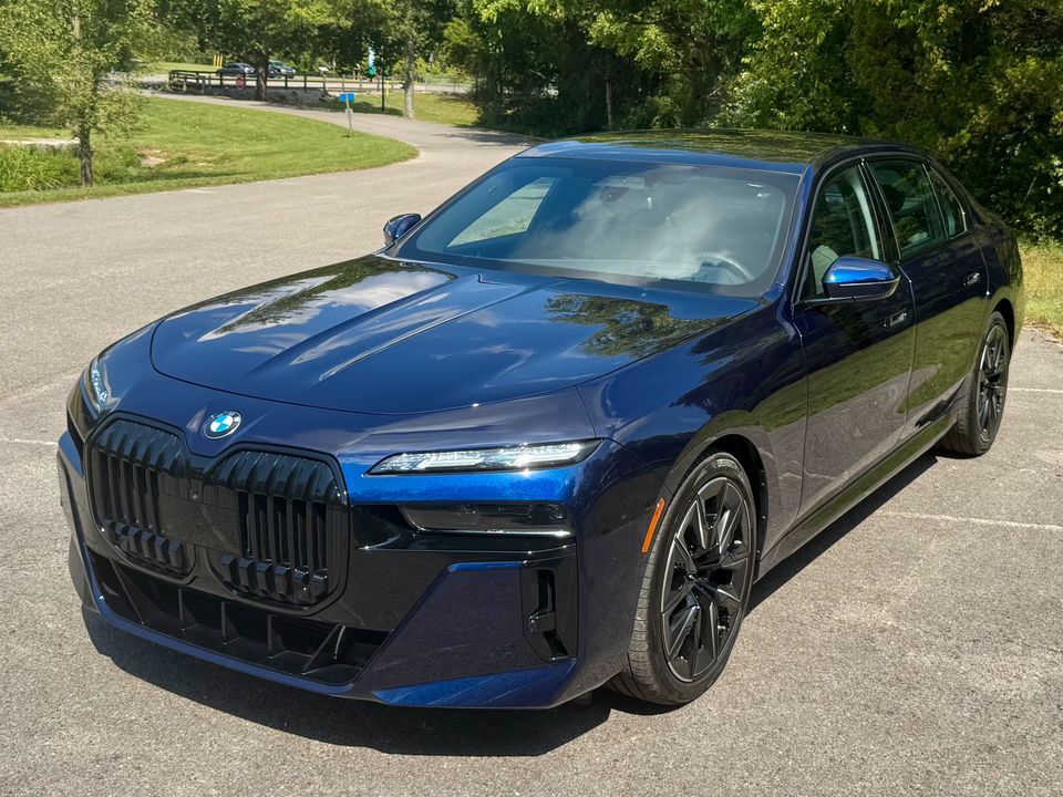2024 BMW 760i