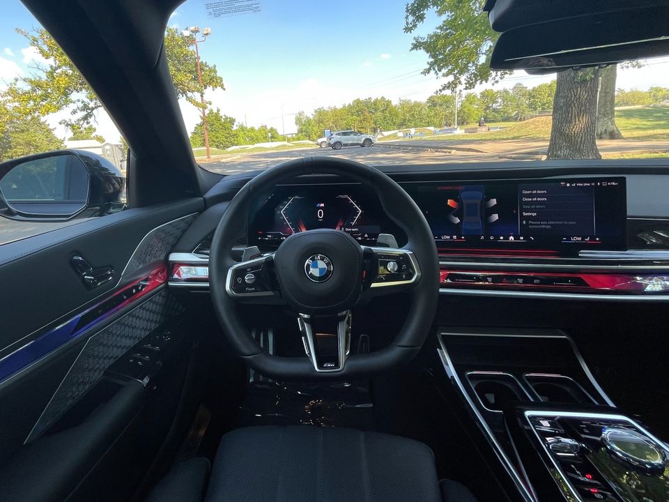 2024 BMW 760i