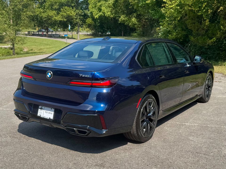 2024 BMW 760i