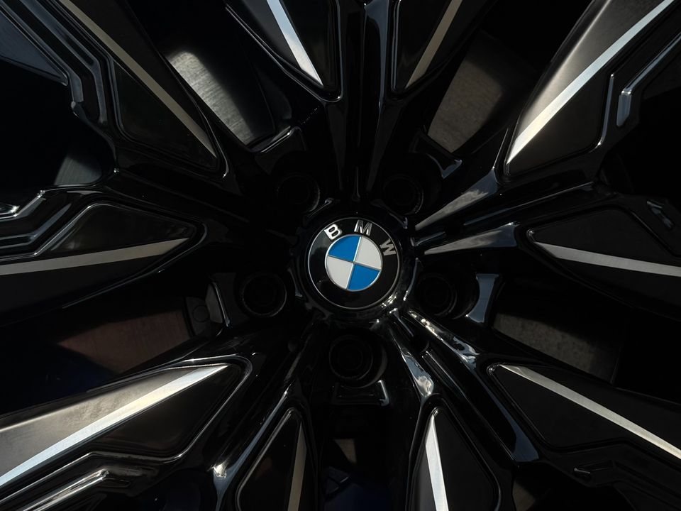 2024 BMW 760i