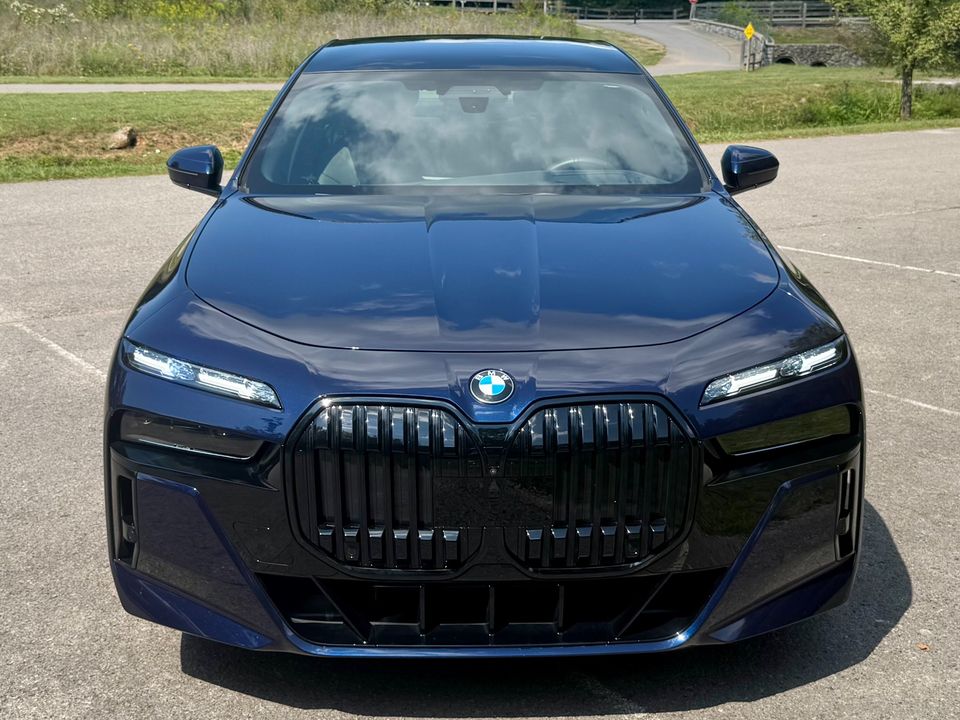 2024 BMW 760i