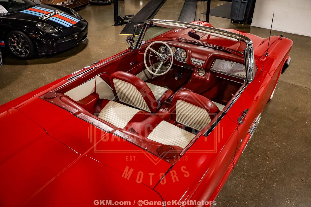 1959 Ford Thunderbird