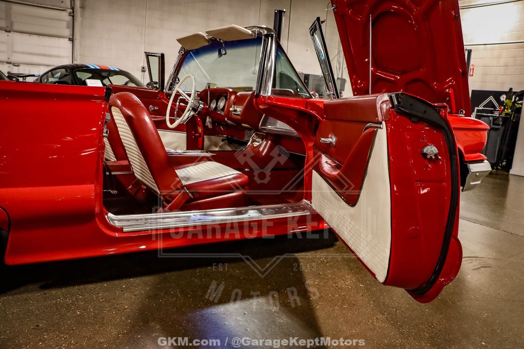 1959 Ford Thunderbird