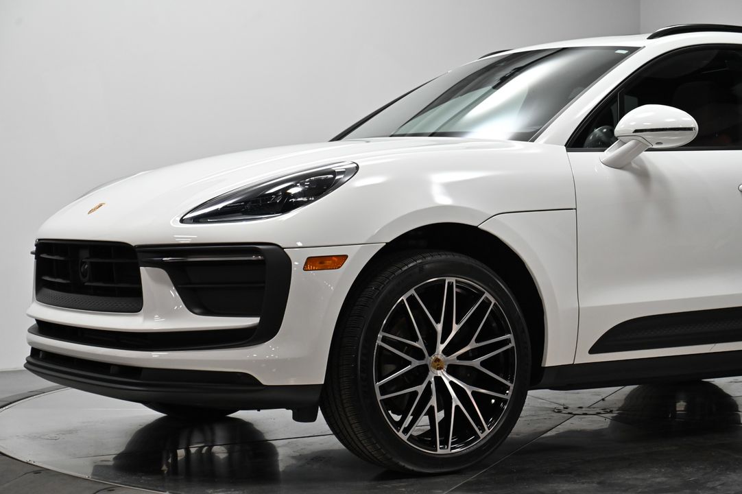 2023 Porsche Macan