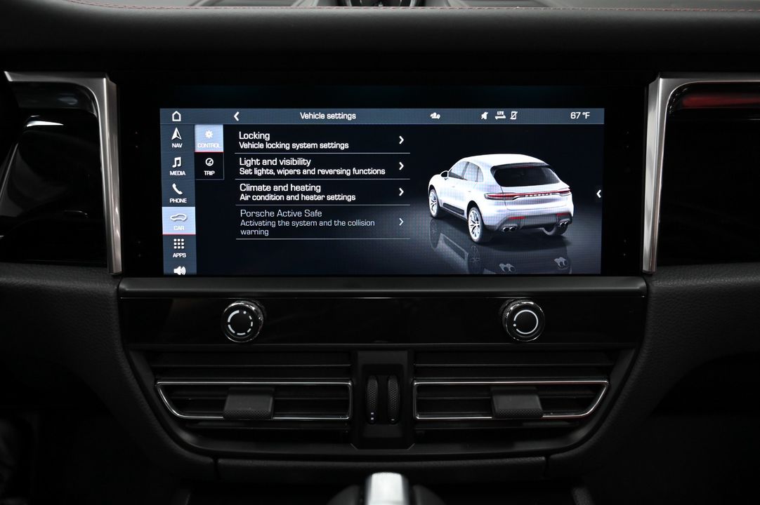 2023 Porsche Macan