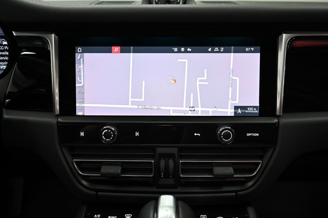 2023 Porsche Macan