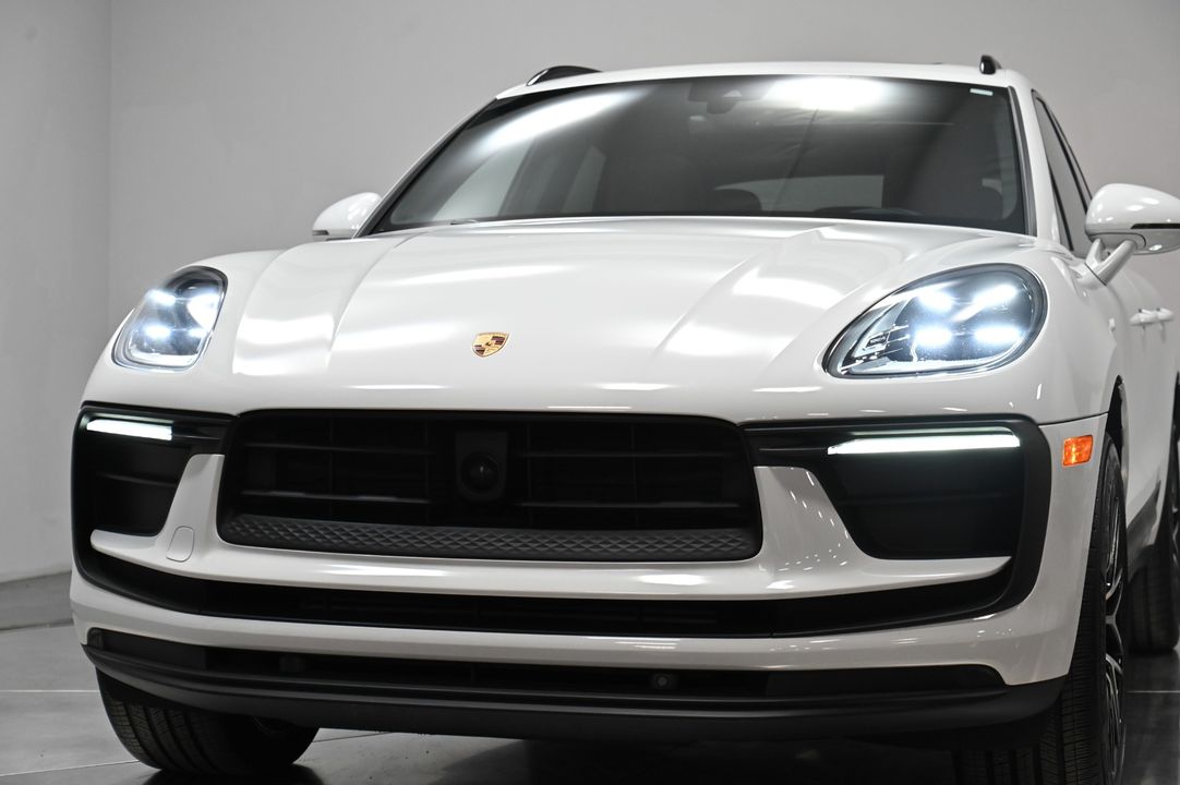 2023 Porsche Macan