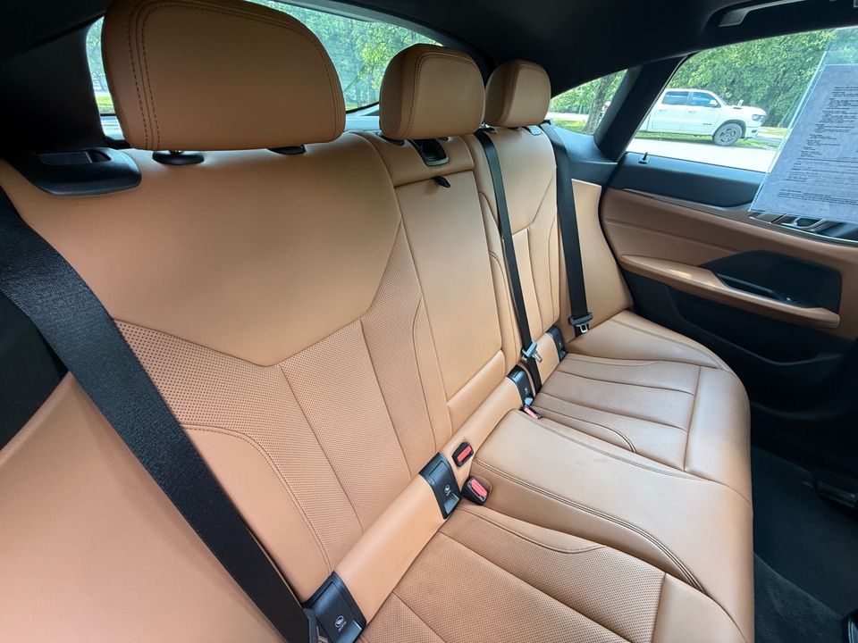 2022 BMW i4