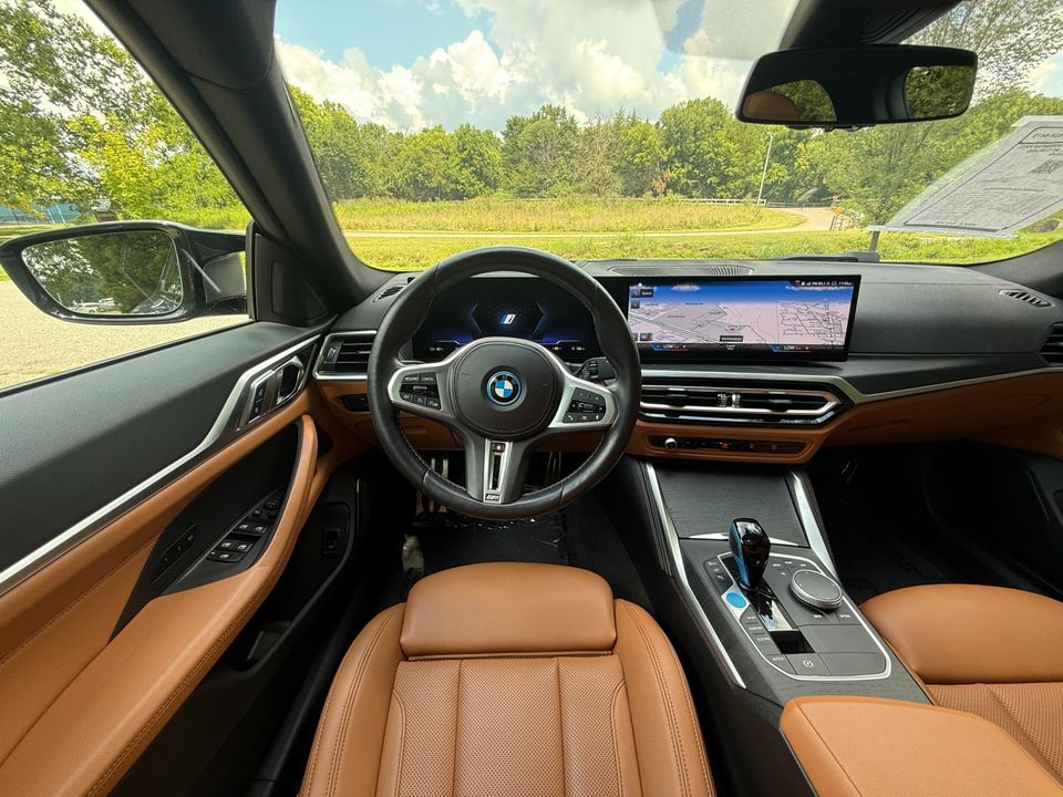 2022 BMW i4