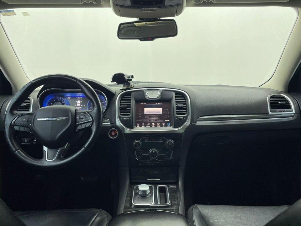 2016 Chrysler 300