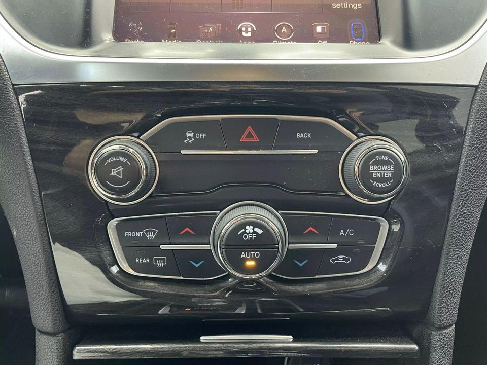 2016 Chrysler 300