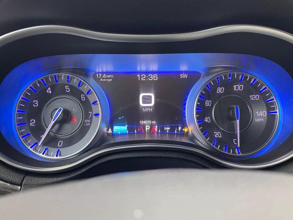 2016 Chrysler 300