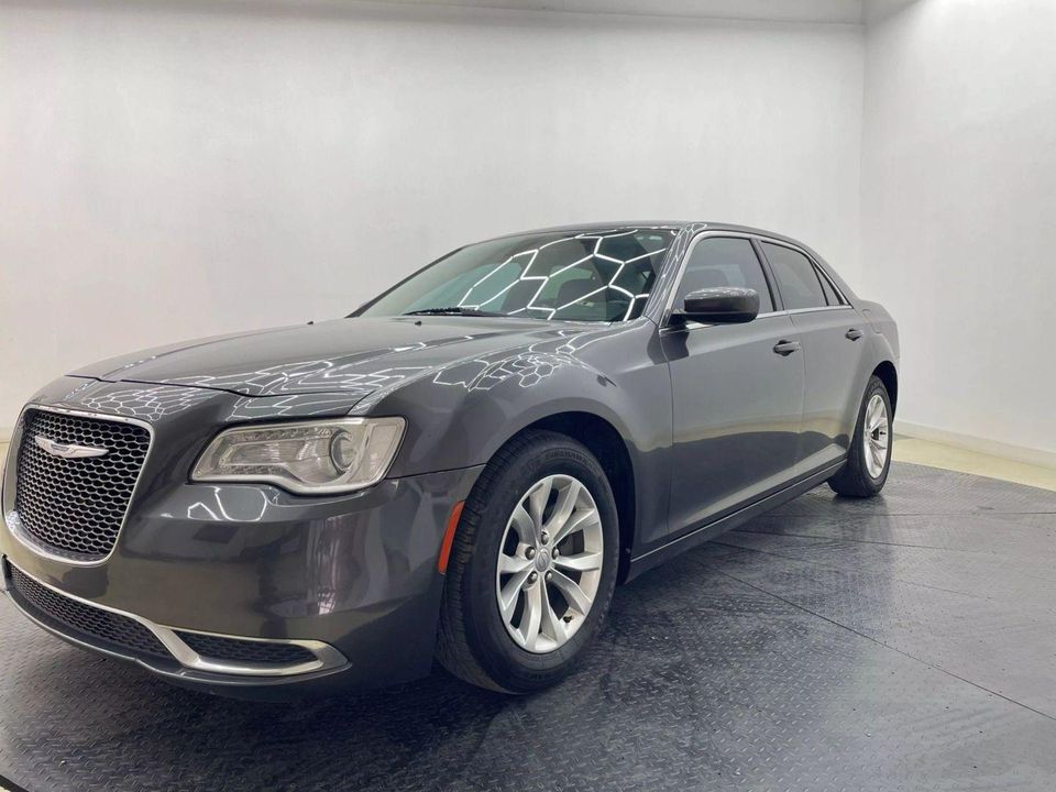 2016 Chrysler 300