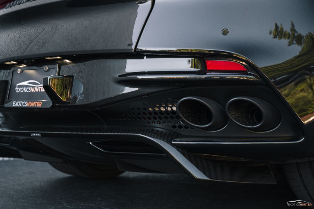 2019 Aston Martin DBS