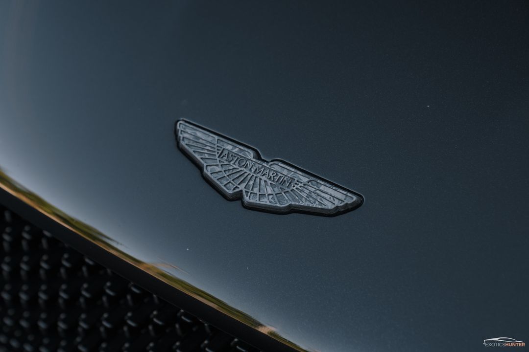 2019 Aston Martin DBS