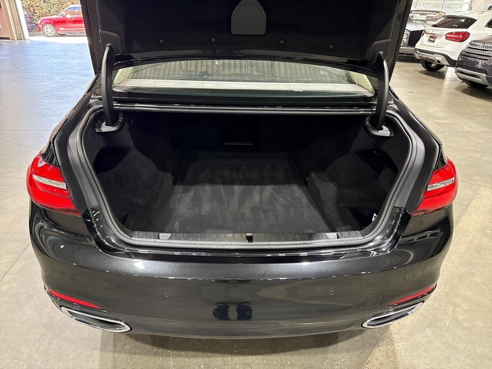 2017 BMW 740i