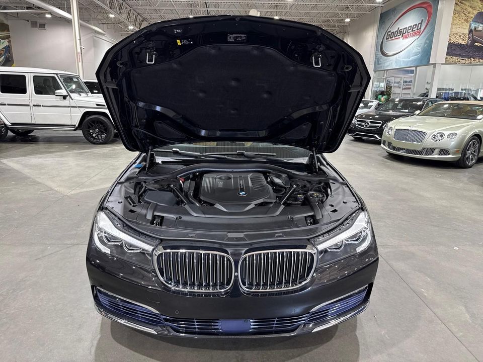 2017 BMW 740i