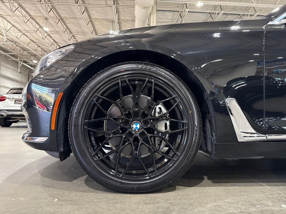 2017 BMW 740i