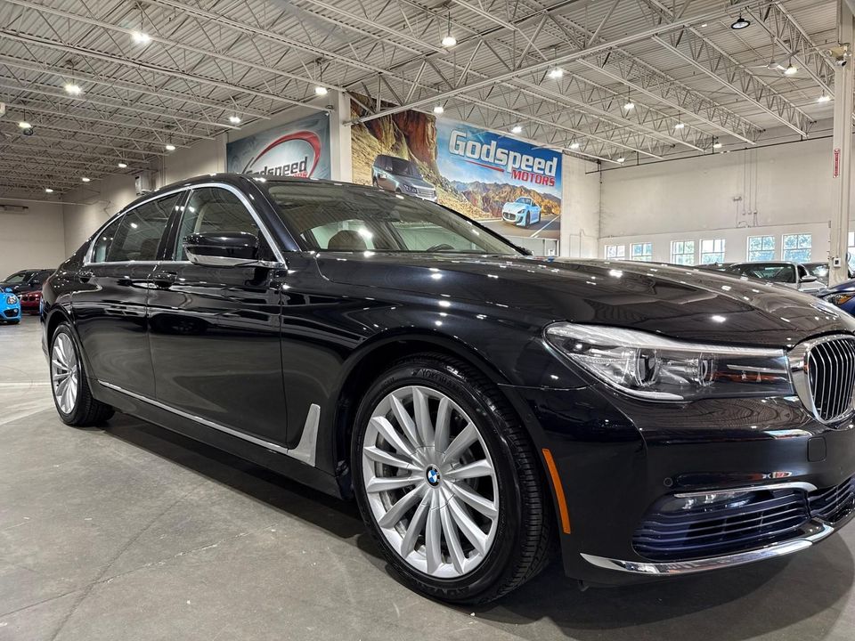 2017 BMW 740i