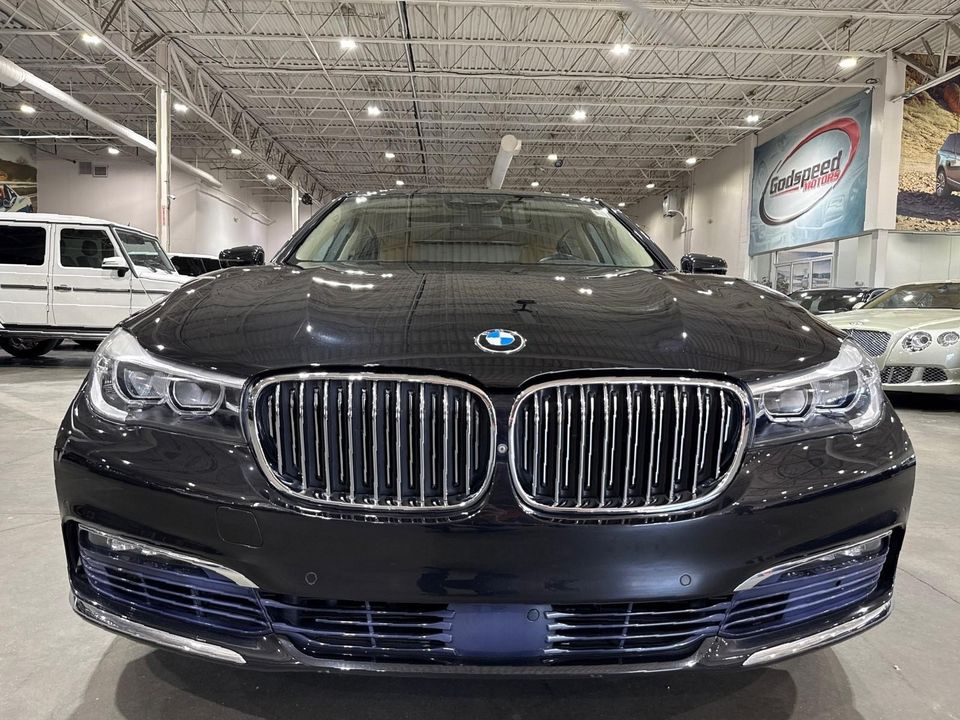 2017 BMW 740i