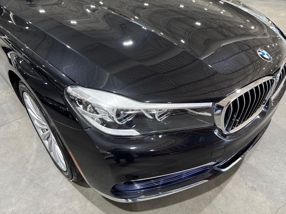 2017 BMW 740i