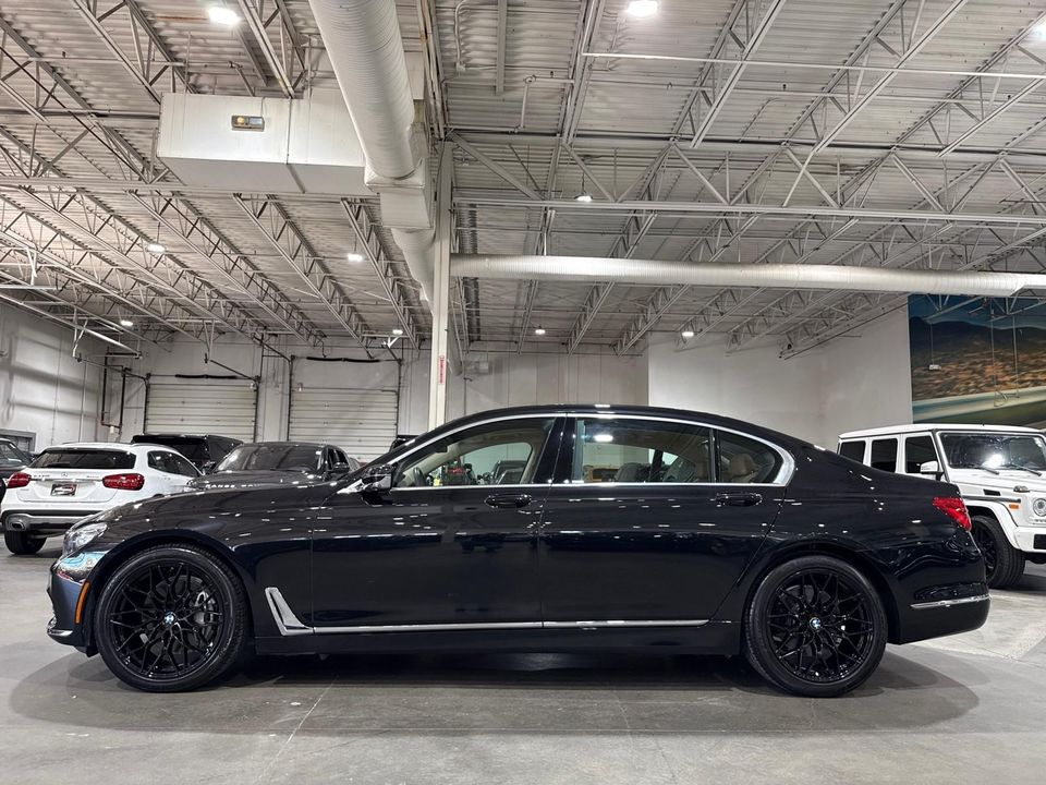 2017 BMW 740i