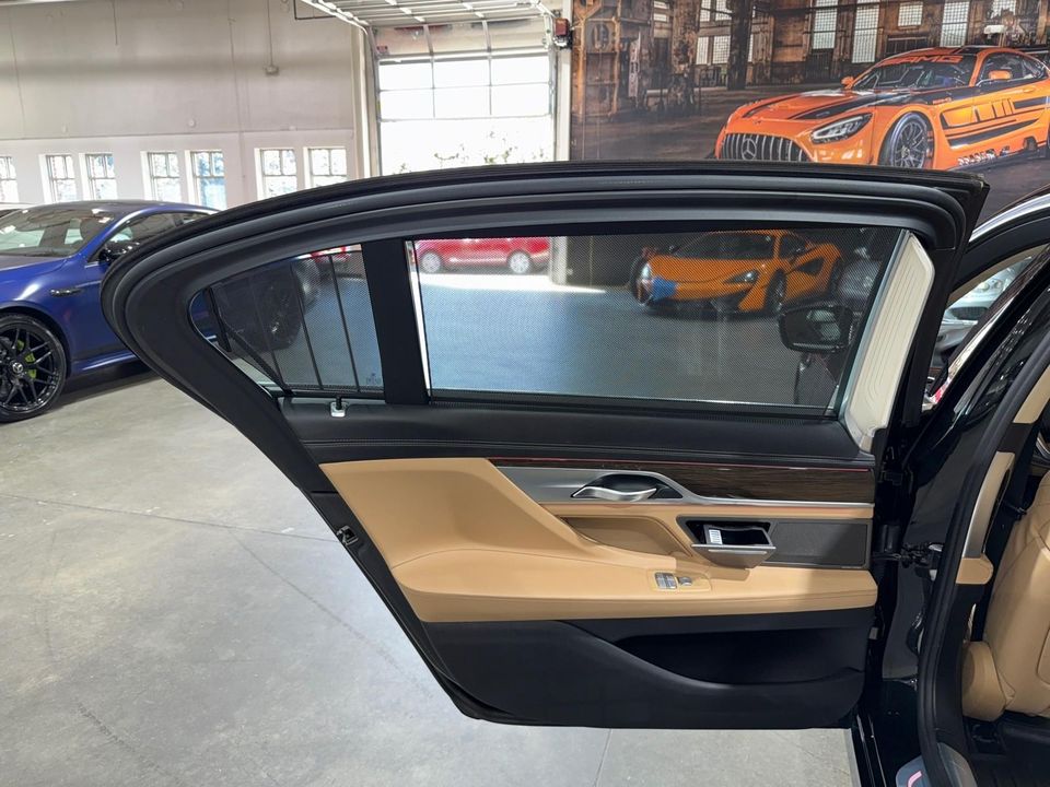 2017 BMW 740i