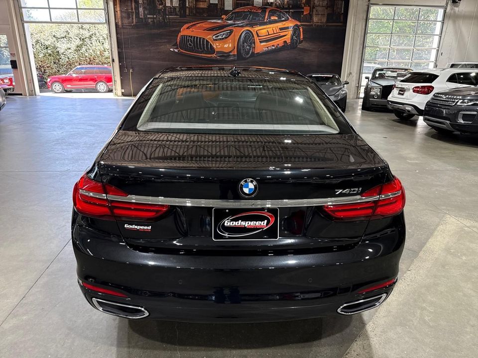 2017 BMW 740i