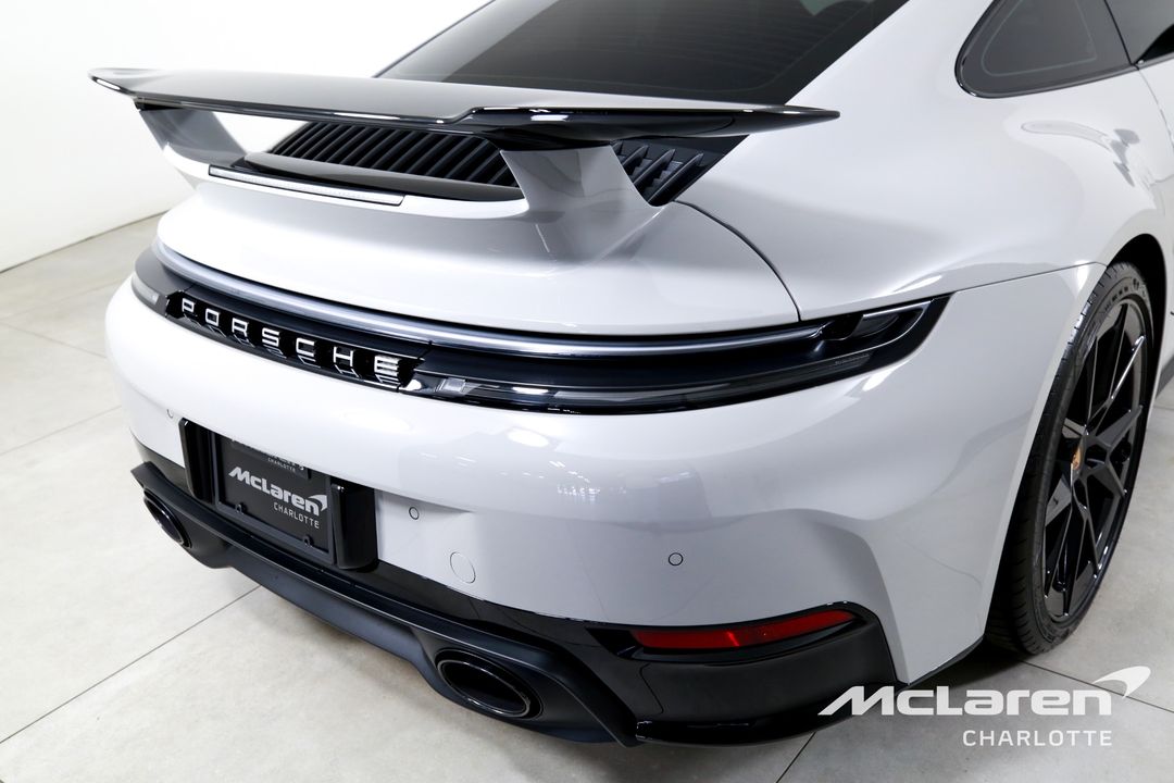 2025 Porsche 911
