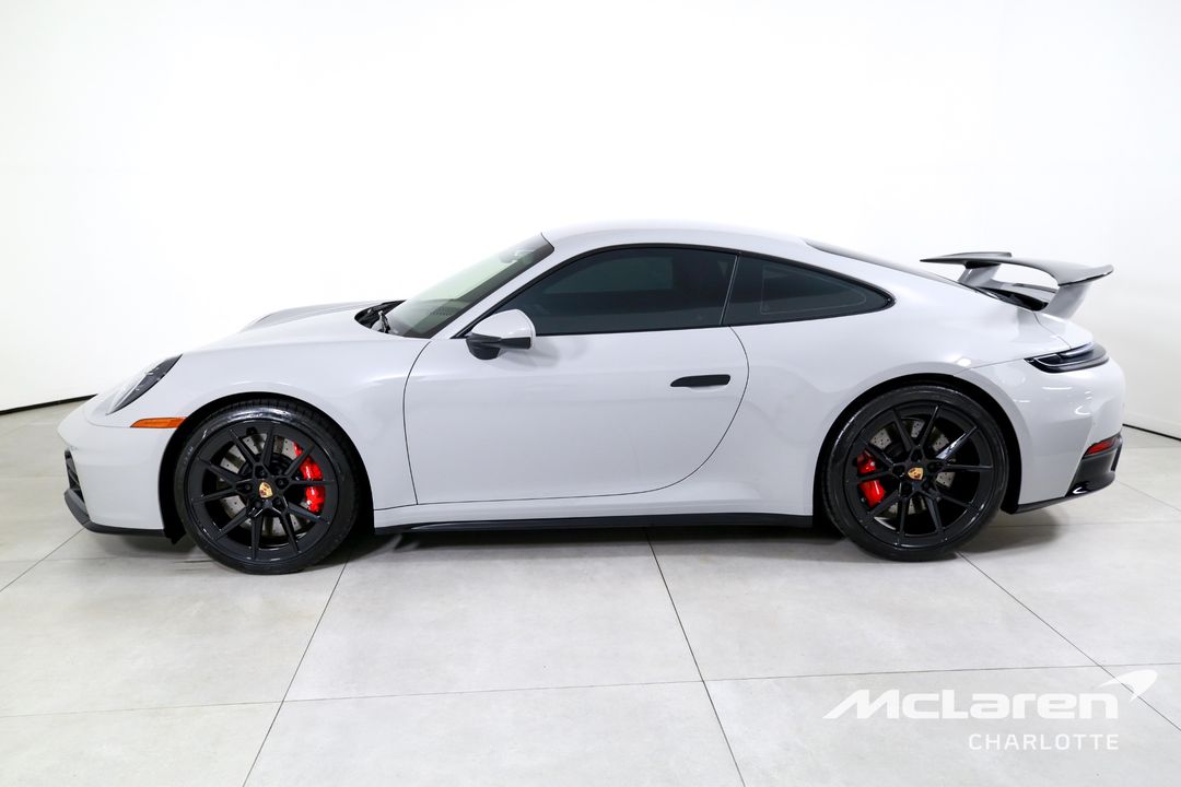 2025 Porsche 911