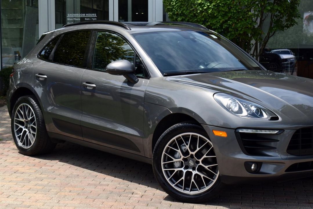 2017 Porsche Macan