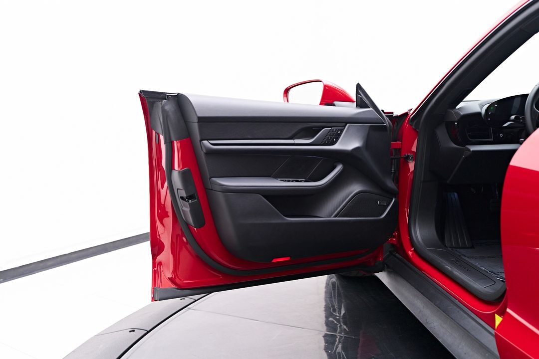 2024 Porsche Taycan