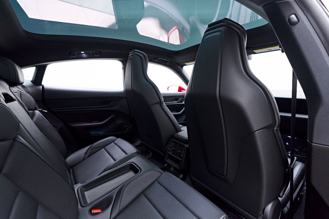 2024 Porsche Taycan
