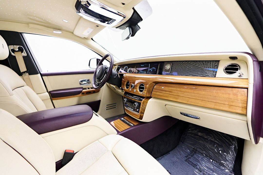 2019 Rolls-Royce Phantom