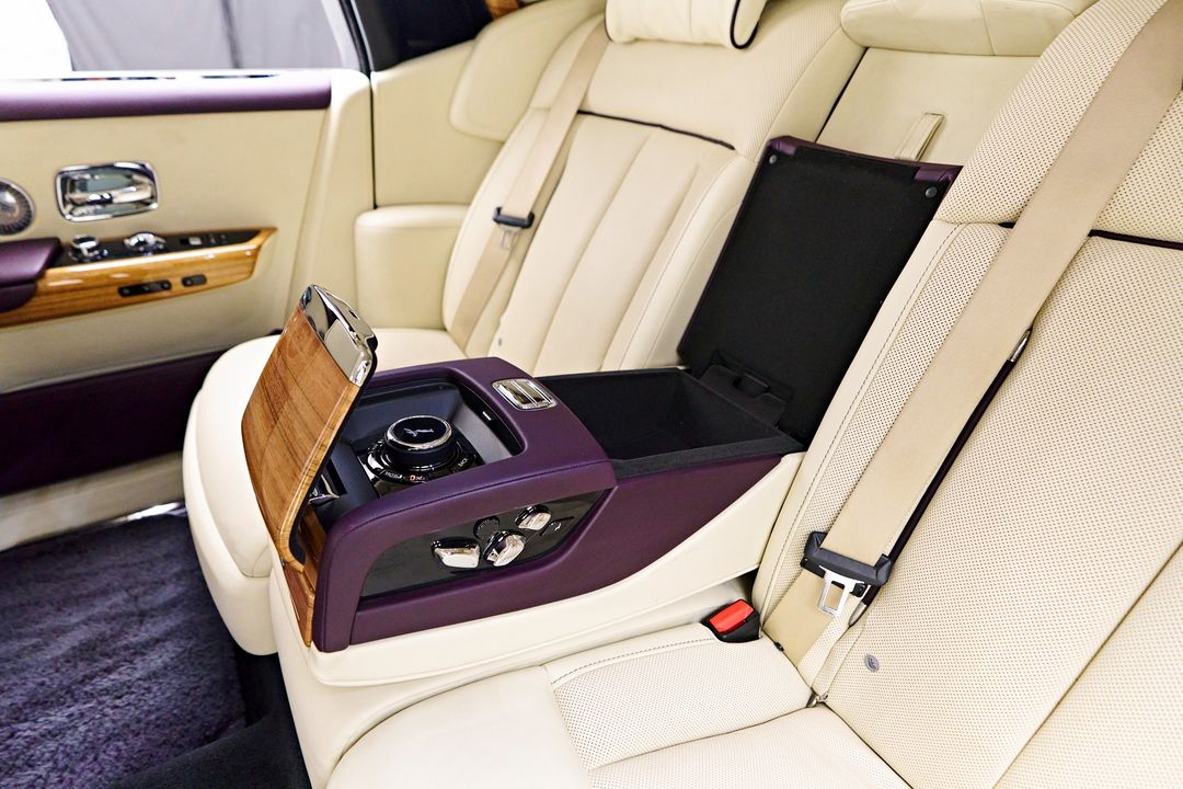 2019 Rolls-Royce Phantom