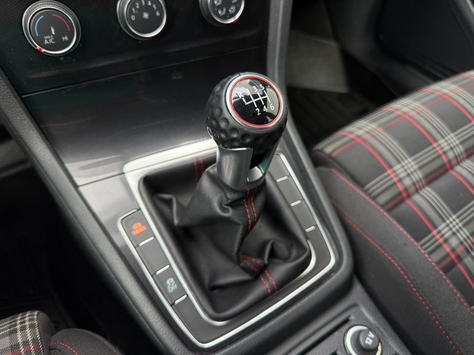 2017 Volkswagen Golf GTI