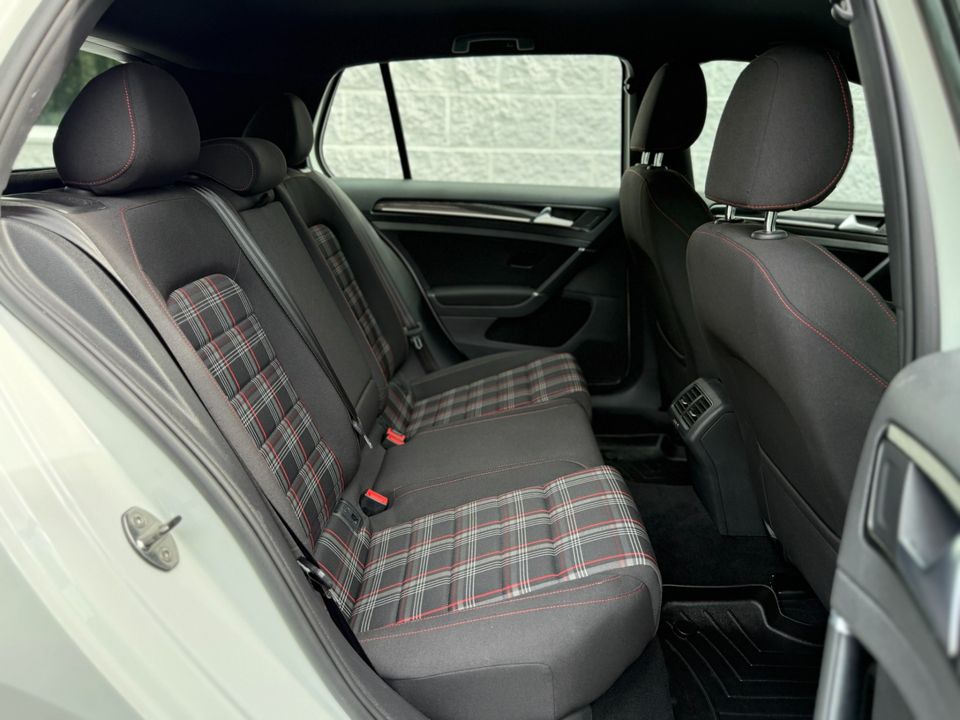 2017 Volkswagen Golf GTI