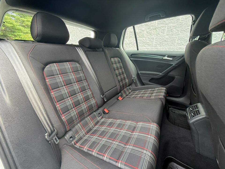 2017 Volkswagen Golf GTI