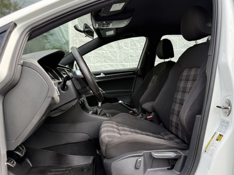 2017 Volkswagen Golf GTI