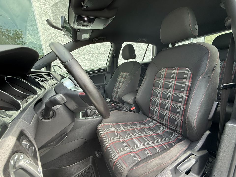 2017 Volkswagen Golf GTI