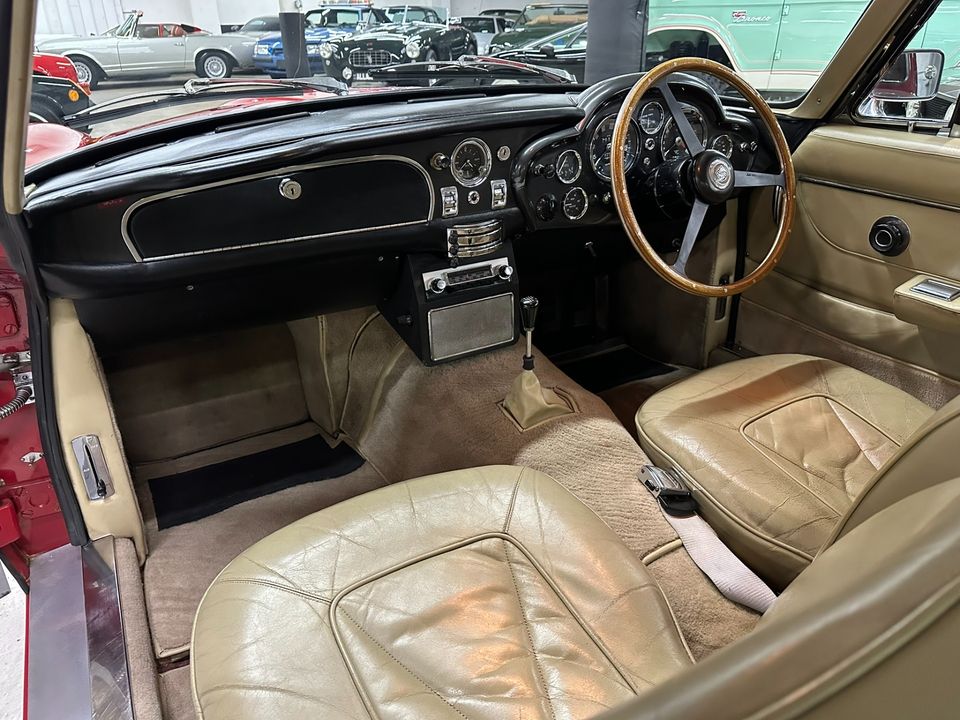 1966 Aston Martin DB6