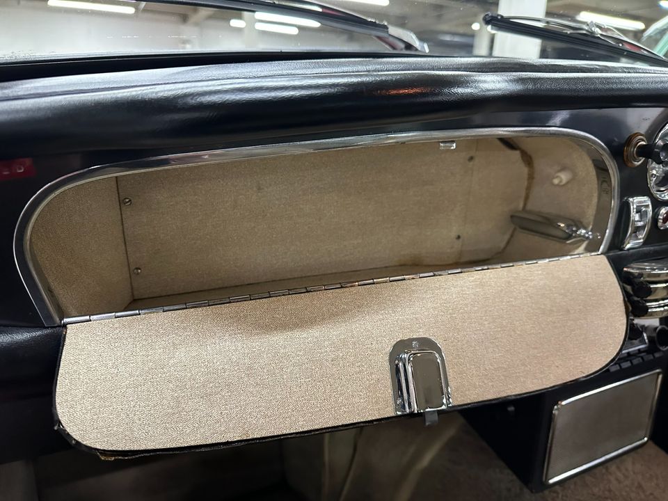 1966 Aston Martin DB6